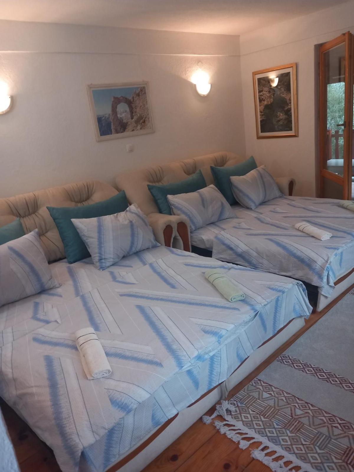 Kuca Za Odmor Sa Bazenom Diva Grabovica Βίλα Jablanica Εξωτερικό φωτογραφία